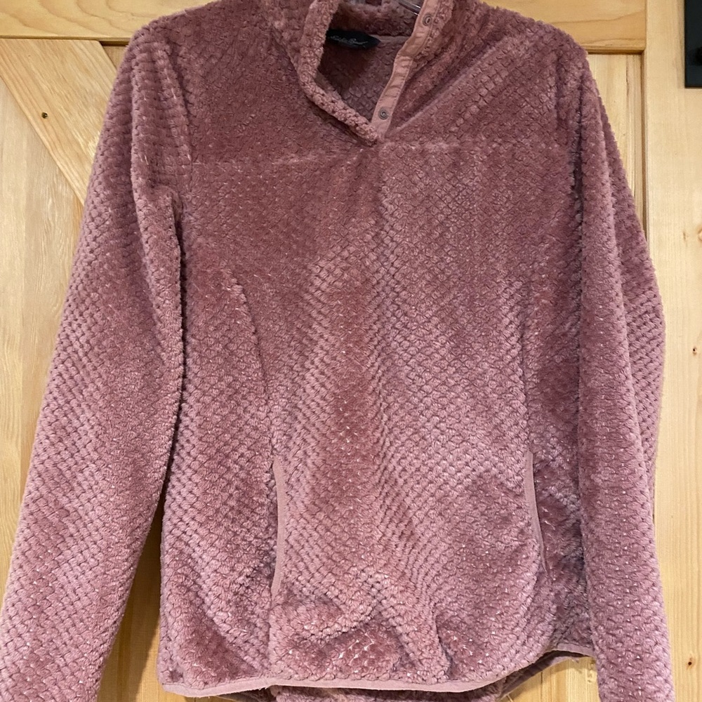 Comfy Eddie Bauer fleece pullover